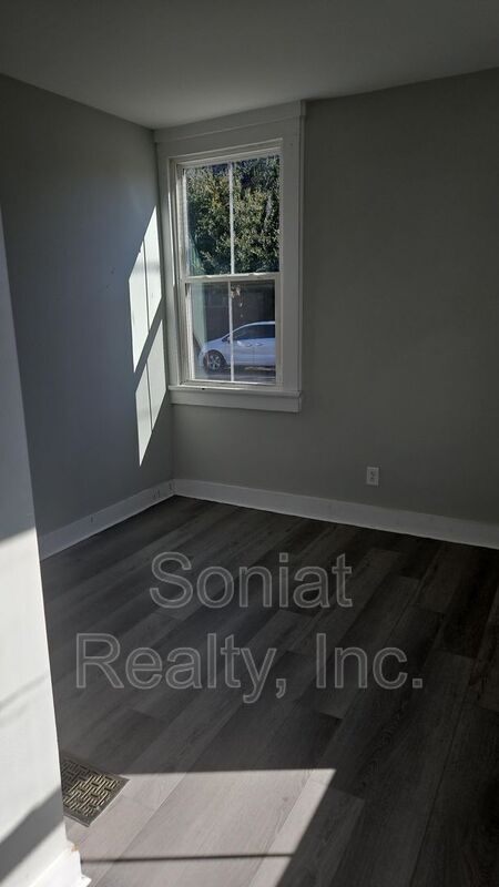 Foto del edificio - 4701 S Liberty St