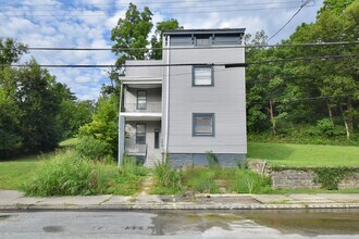 Building Photo - 1859 Baltimore Ave