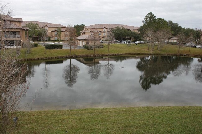 Foto del edificio - 13838 Fairway Island Dr