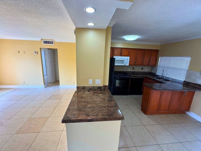 Building Photo - 4415 Treehouse Ln