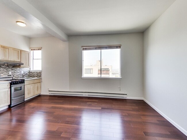 Photo - 2228 Union St Apartment