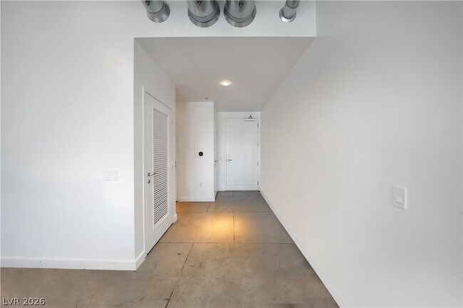 Foto del edificio - 200 Hoover Ave
