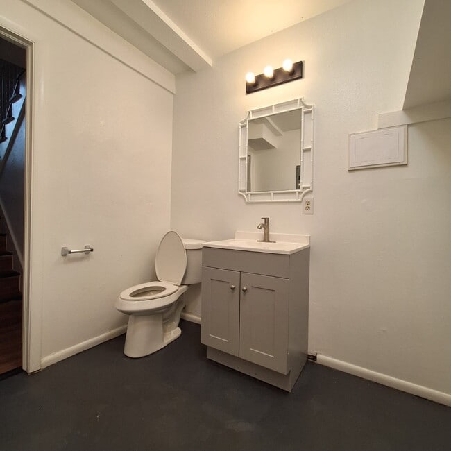 Foto del edificio - 1073 N 185 W