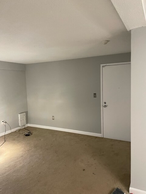 Living area - 1 Post Oak Ln