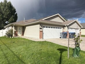 Building Photo - 4402 Springer Ct