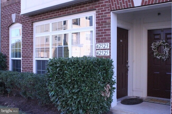 Photo - 42525 Highgate Terrace Townhome