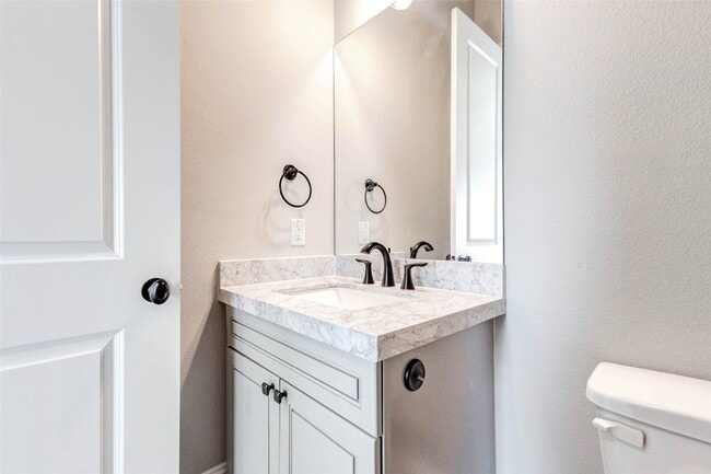 Foto del edificio - 2771 Freund St