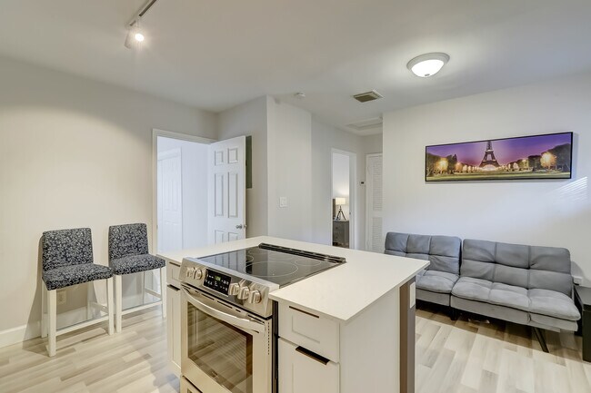 Foto del edificio - 619 SW 14th Ave