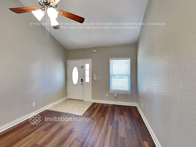 Foto del edificio - 4016 S Fundy Way