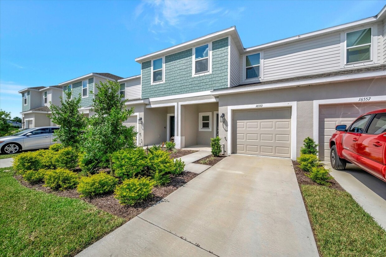 New - Never Lived In Townhome - Lakewood R... - One Month Free Move In Special! New - Neve...