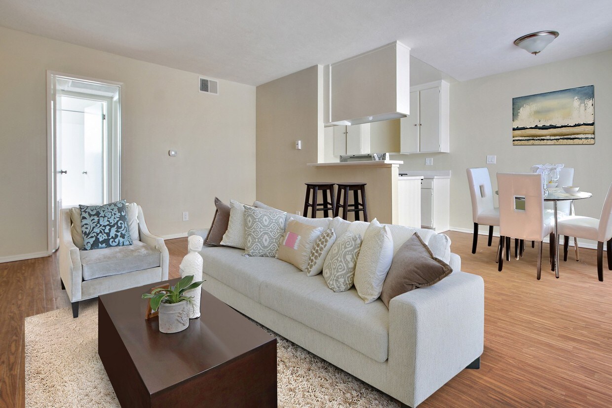 Foto principal - Sepulveda Place Apartments