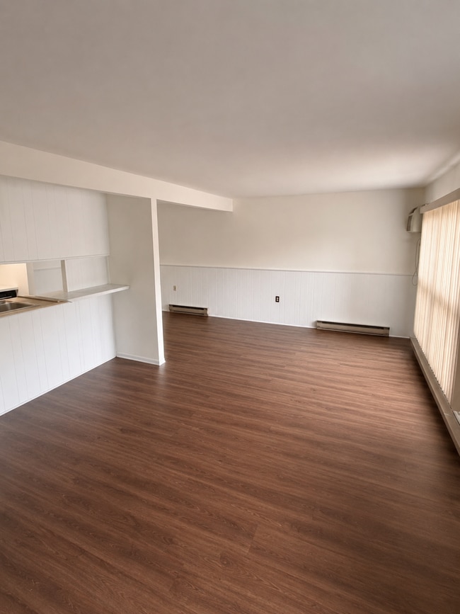 Building Photo - 85 Covington Pl