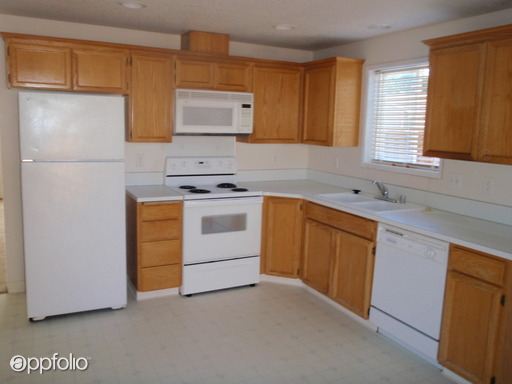 Building Photo - 10210 NE 75th Way