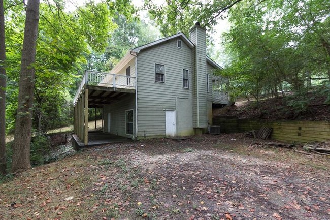 Building Photo - 252 Kendrix Rd