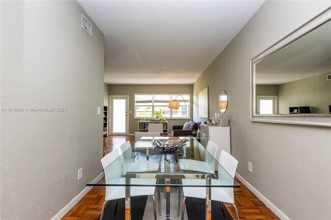 Building Photo - 350 S Shore Dr