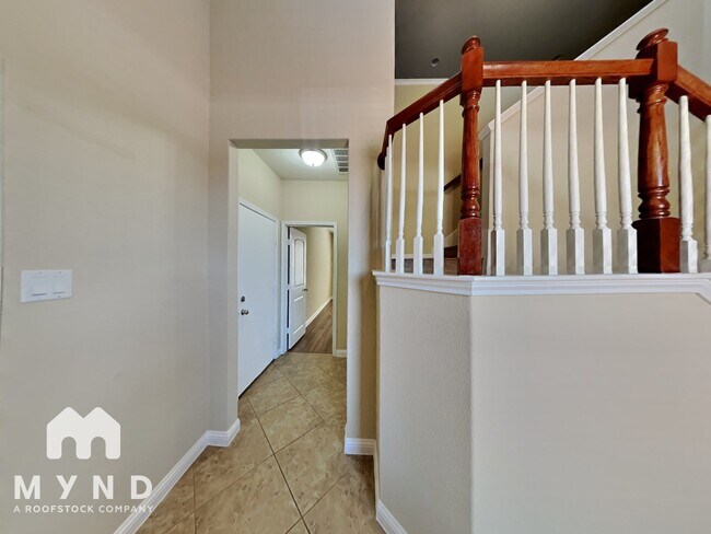 Foto del edificio - 16240 Travesia Way
