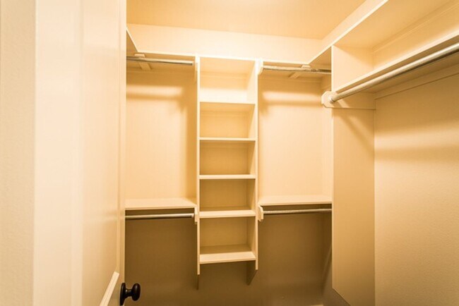 Foto del edificio - COMING SOON MARCH 2026!!!  NICEST IN LINDALE Single Family Home- Nearly New-Lindale ISD - 3 Bedro...