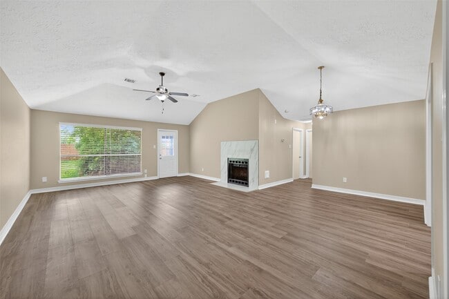 Building Photo - 6906 Pembrough Ln
