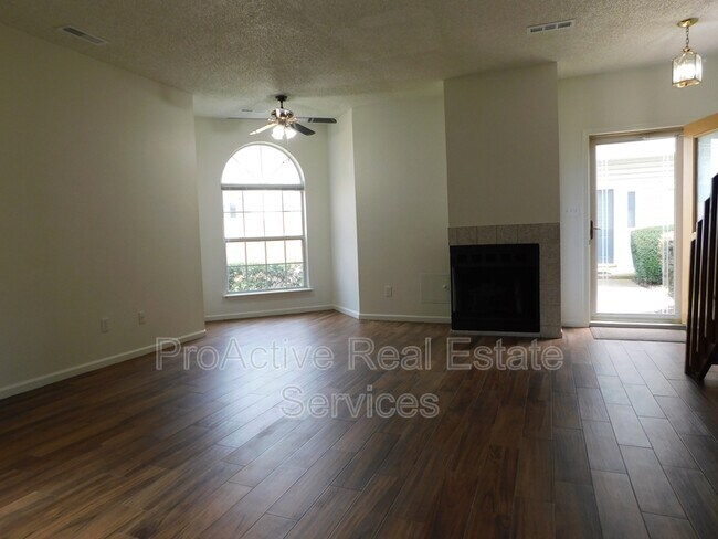 Foto del edificio - 4636 Georgetown Pl