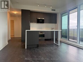 Building Photo - 56 Andre de Grasse St