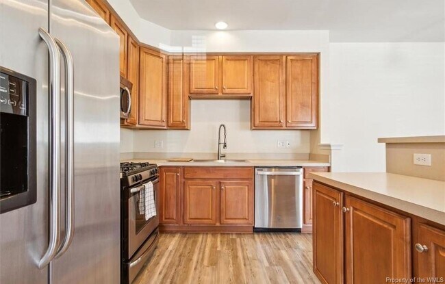 Foto del edificio - 4623 Noland Blvd