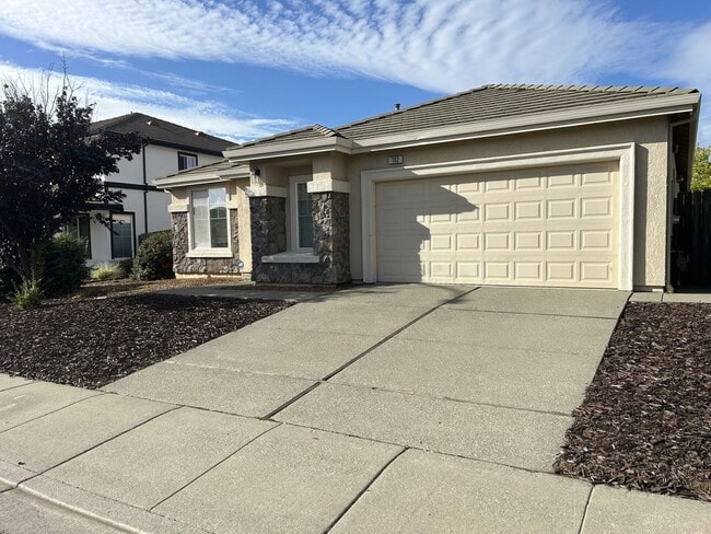 Foto del edificio - Gorgeous 3 Bedroom, 2 Bath Home in America...