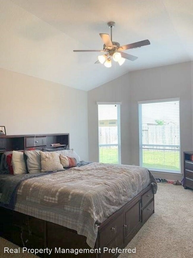 Foto del edificio - 16510 Winchester Grove Ln