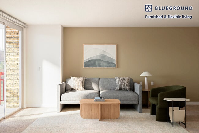 Foto del edificio - 1320 N Veitch St