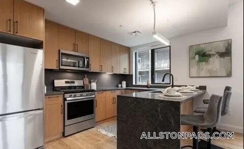 Building Photo - 83 Gardner St