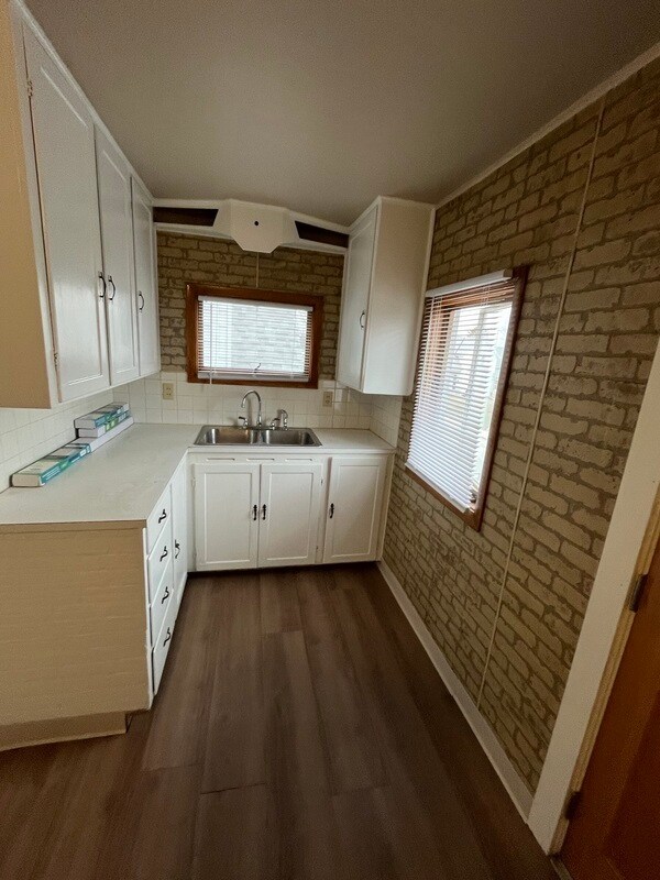 Foto del edificio - 1603 S 13th St