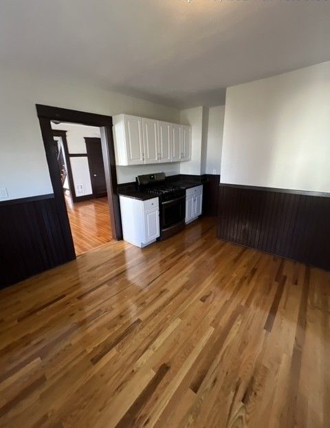 Foto del edificio - 48 Riverview Pl