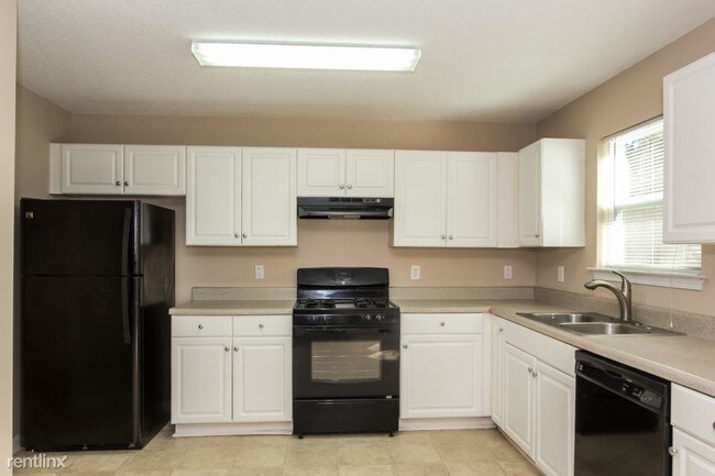 Building Photo - 2743 Sand Lake Ct