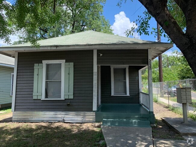 Building Photo - 505 Wilmington Ave