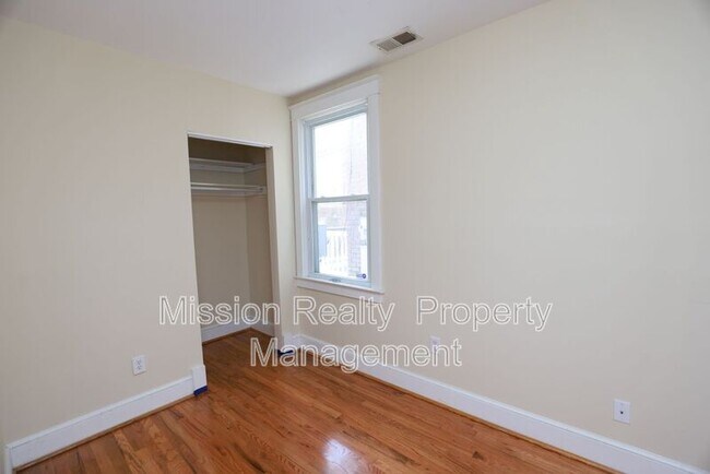 Foto del edificio - 1400 Bainbridge St