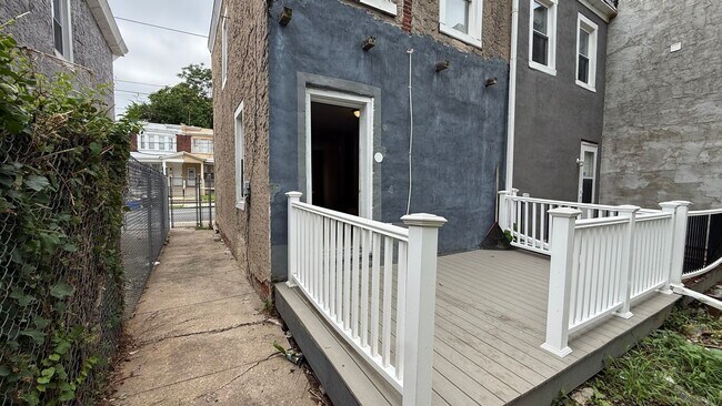 Foto del edificio - 1547 N 60th St