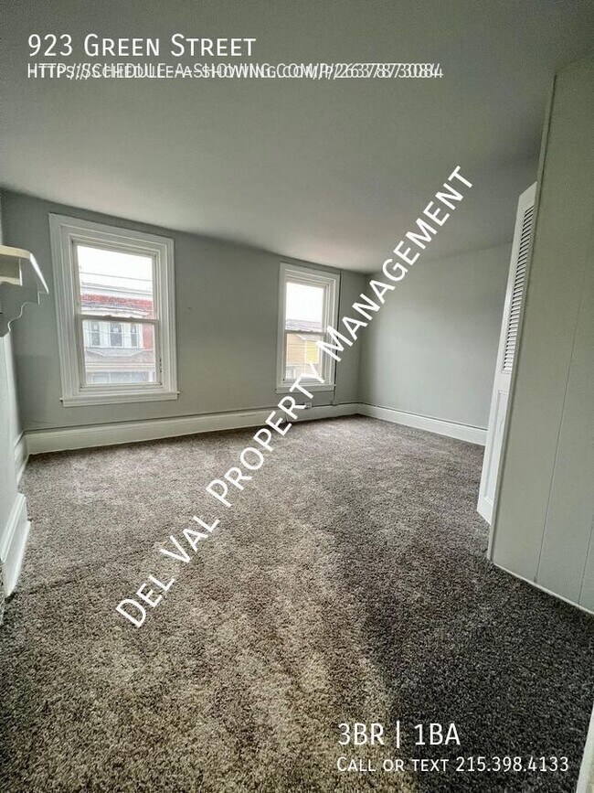 Building Photo - Updated 3-BD Brick Townhome for Rent – 923...