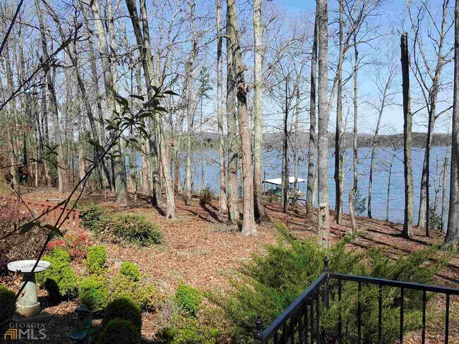 Building Photo - 234 Chandlers Ferry Dr