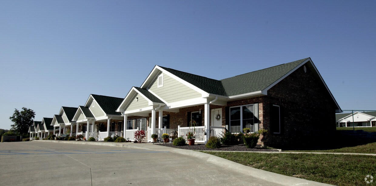 Millstone Village Apartments Apartments in Pacific, MO
