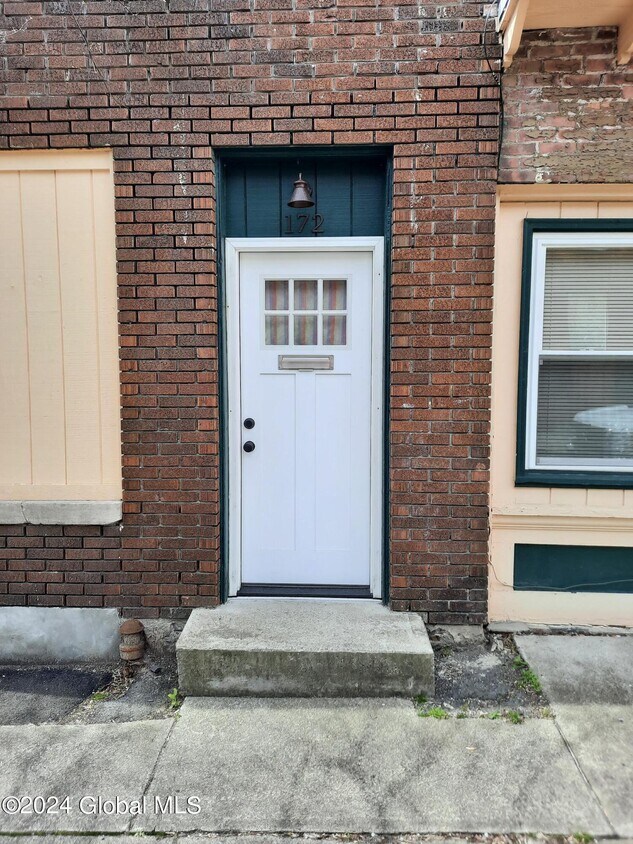 Primary Photo - 172 Jefferson St