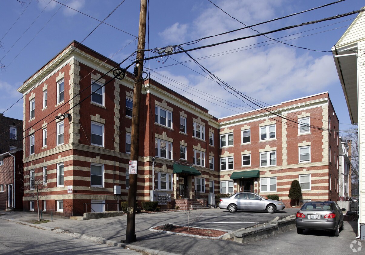 Building Photo - 18 Medway St