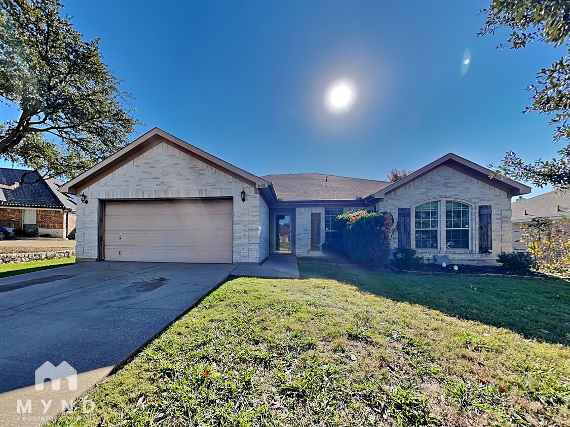 Foto principal - 608 Dorchester Dr