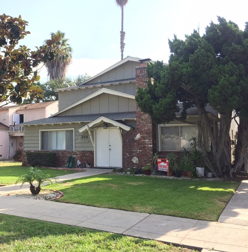 99 Apartments Available for Rent in Fullerton, CA