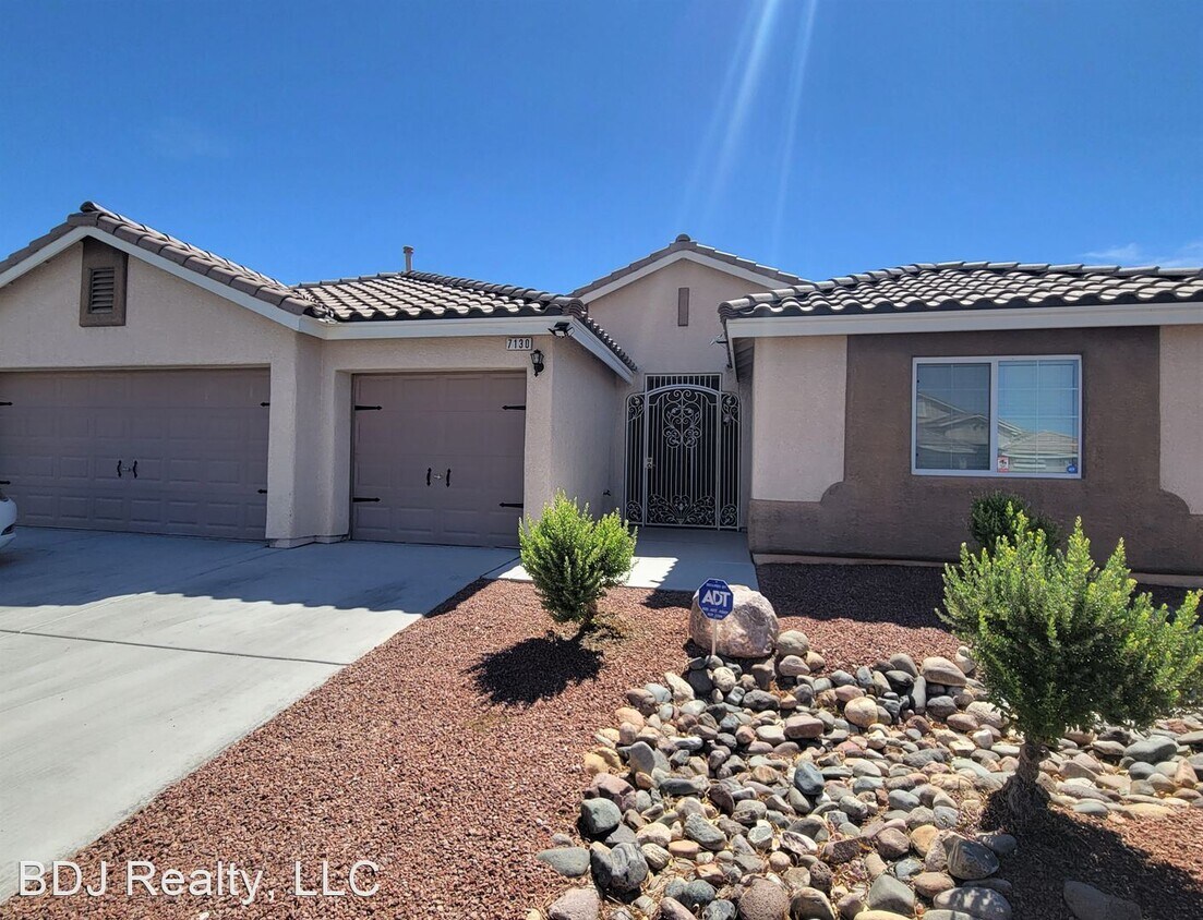 Primary Photo - 4 br, 2 bath House - 7130 GOLDFIELD ST