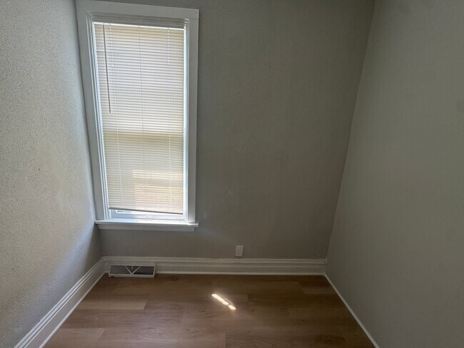 Foto del edificio - 265 W 107th St