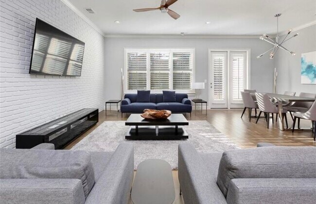 Foto del edificio - 3458 Fenton Dr