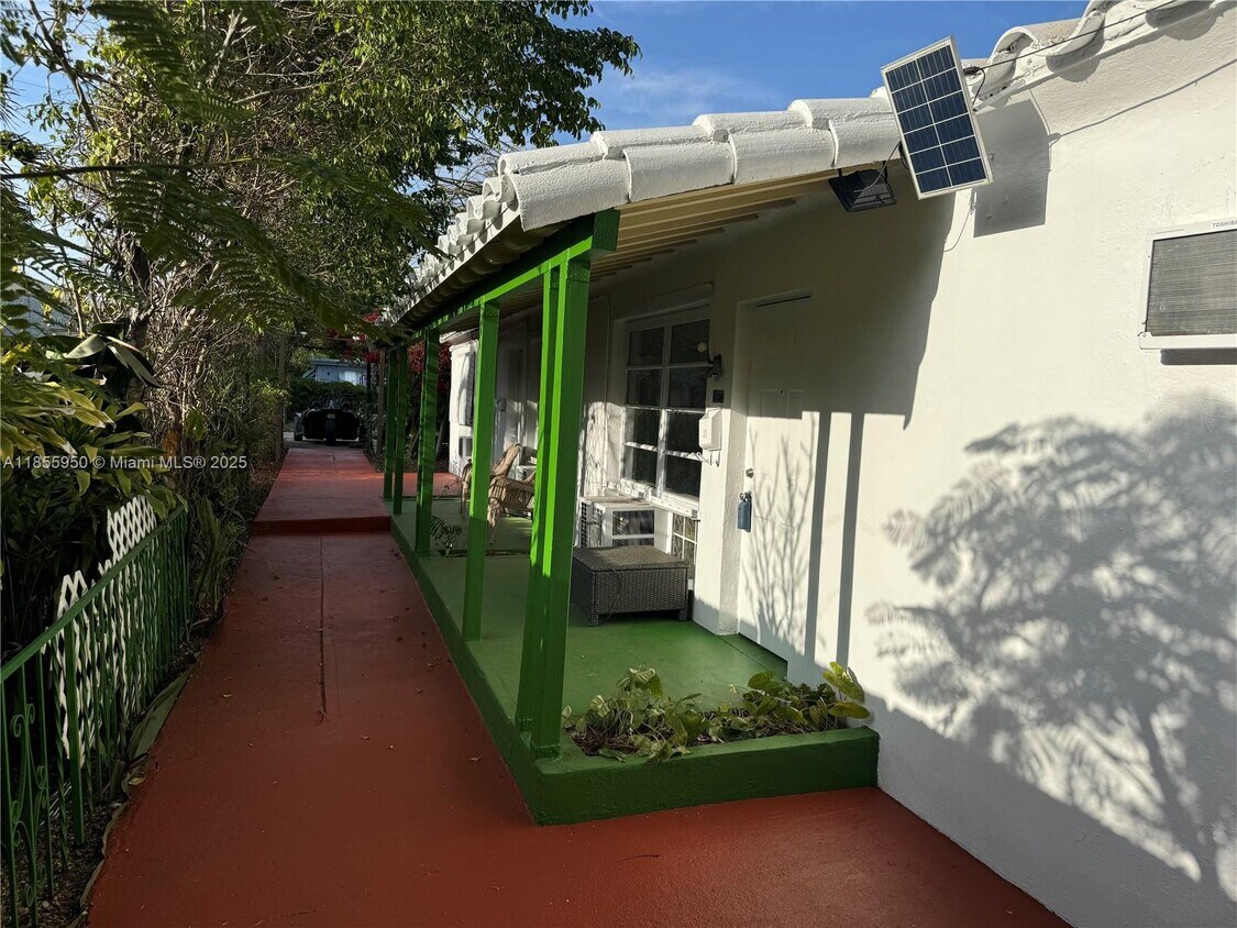 Primary Photo - 2023 Taylor St