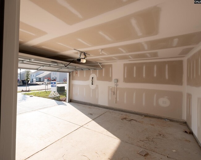 Building Photo - 748 S Long Star Wy
