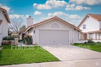 Building Photo - 2327 Fair Oak Ct