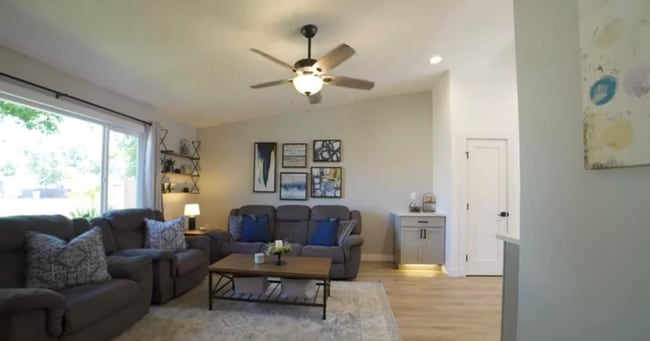 Building Photo - 8056 Hoopes Dr
