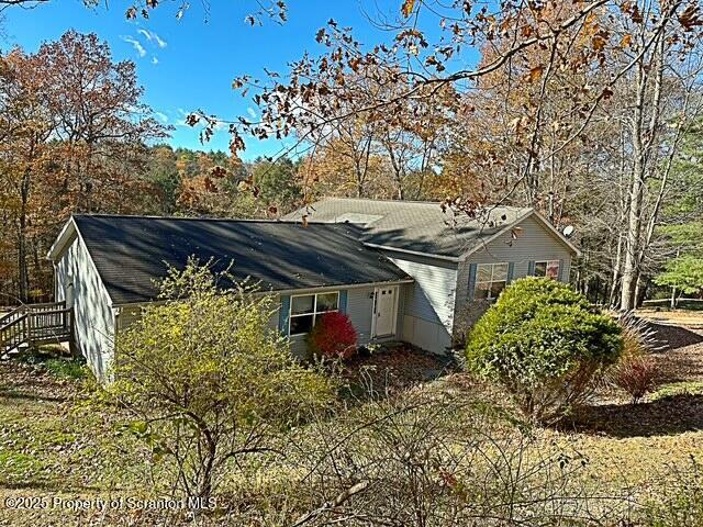 Building Photo - 385 Rattlesnake Hill Rd